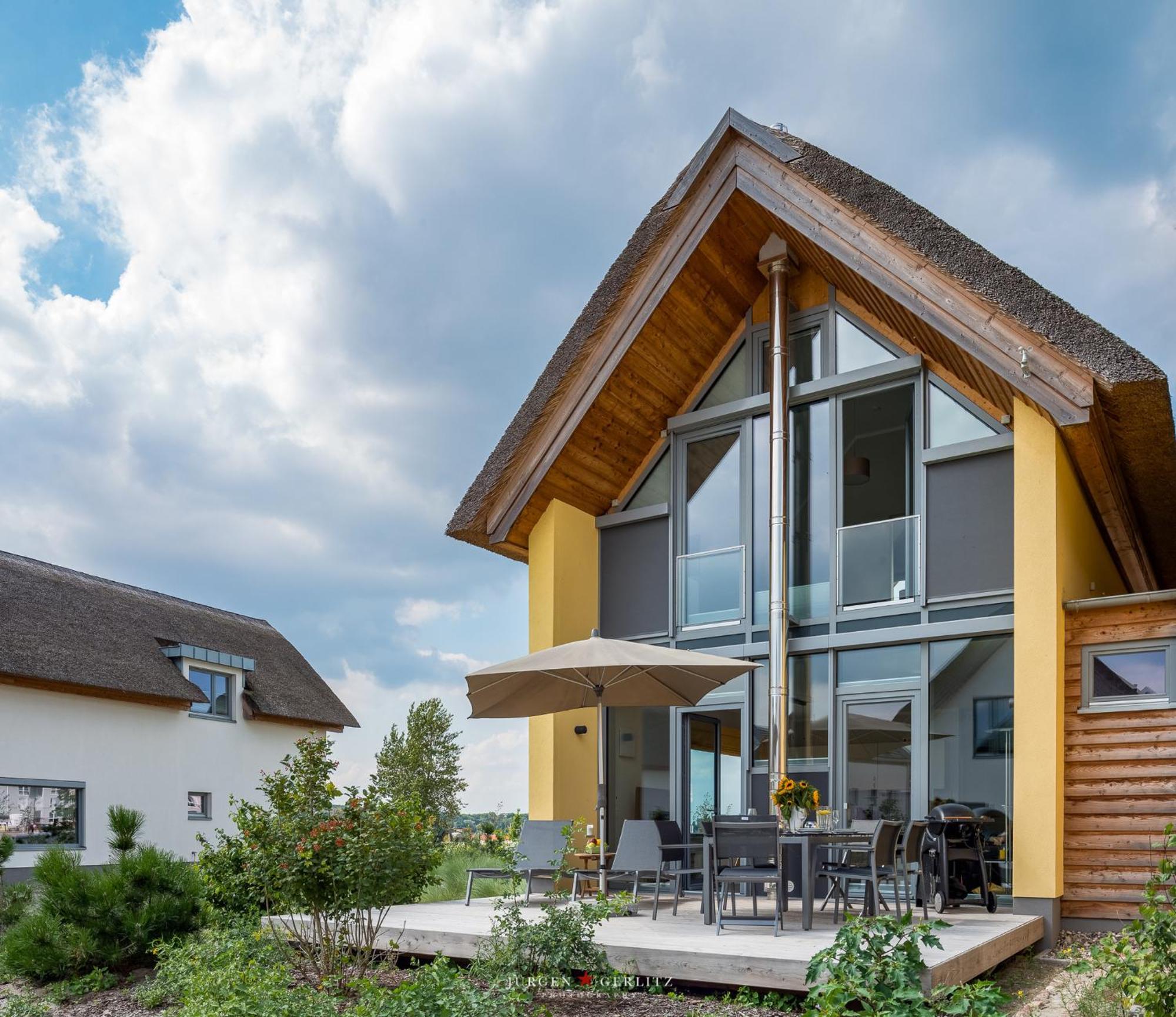 Ostsee - Reetdachhaus Nr 7 Haddock im Strand Resort Heiligenhafen Exterior foto